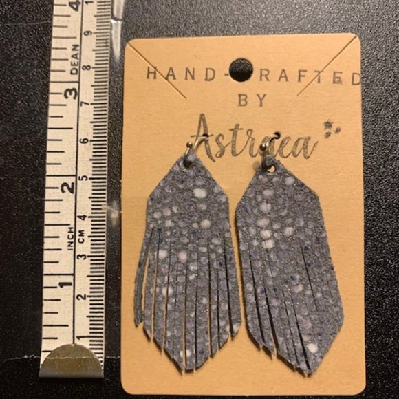 Leather Earrings - Fringed Silver Sparkle - Picture 2 of 3